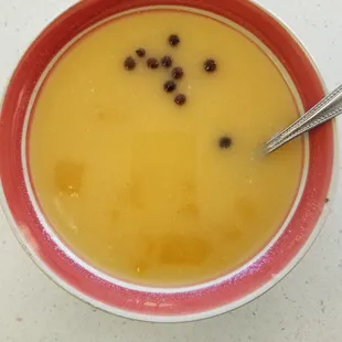 Rica comida y sus átoles buenísimos