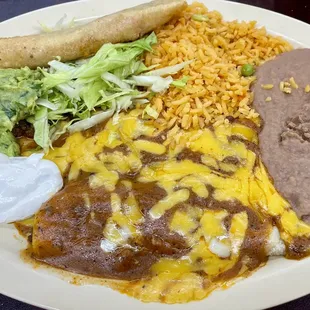 Beef enchiladas with chicken flauta