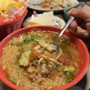Caldo de Pollo