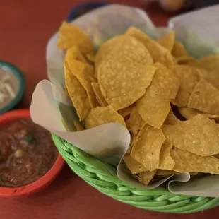 Chips, salsa and beans