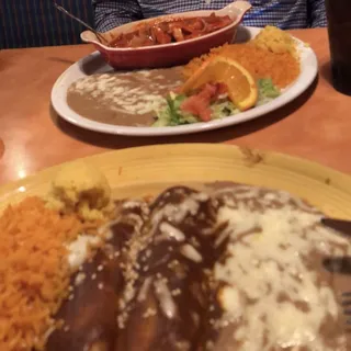 Enchiladas de Mole