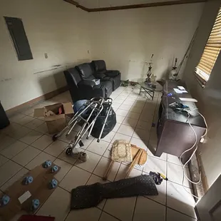 !!!Junk removal!!! Garage clean out  Property clean out  Trash removal  Office clean out  Send me pictures for a estimate  Or give me a call