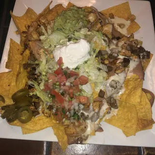 Texas Style Nachos Tapatios