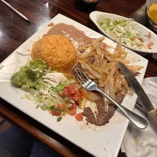 Bistek Encebollado