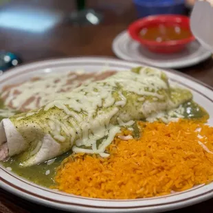 a plate of mexican food