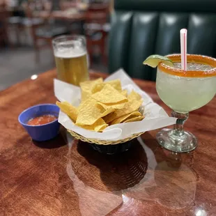 Chips, salsa, margarita &amp; beer