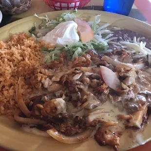 Chipotle pollo. The perfect amount of spiciness.