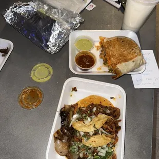 Tacos &amp; Burrito