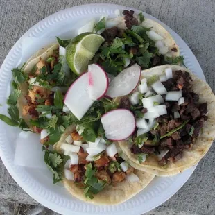 Grilled meat tacos (beef and chicken)