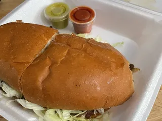 D'licias Tacos & Bakery