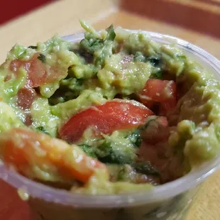 Guacamole ($4). Fresh but under-salted.