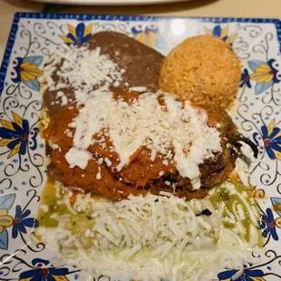 Combo - Chile relleno and a cheese enchilada