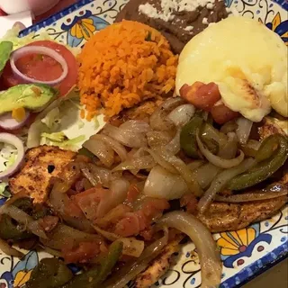 Pollo de la Casa / Chicken of the House