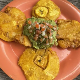 Tostones y Guacamole