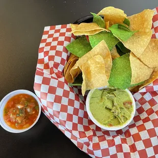 Chips (took 35 minutes to bring to table)