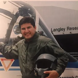 Gil L.