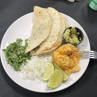 Fajita flour tacos with rice