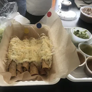 6 Rolled Taquitos