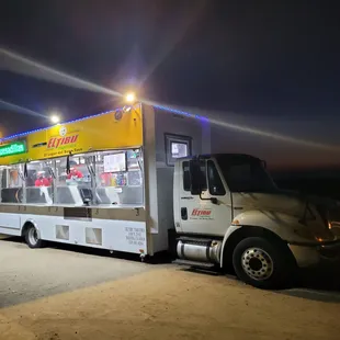 a food truck at night