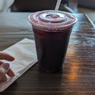 Again de jamaica (hibiscus tea): flavorful, not too sweet- perfect. I swear I could feel it cleansing my kidneys as I sipped it