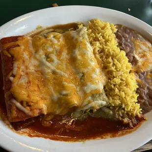 3 enchiladas platter