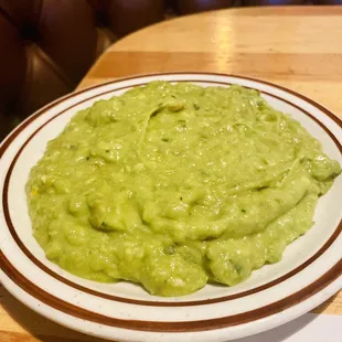 Half portion of guacamole.