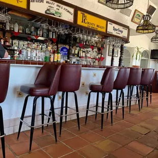 All you can eat brunch with 3 champagne glasses! Great deal, tasty food and good service.