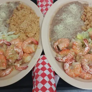 We invited  u to come in an try our garlic shrimp  very delicious. ..