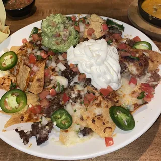 NACHOS SUPREMOS