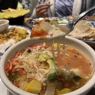 HOUSE-MADE TORTILLA SOUP