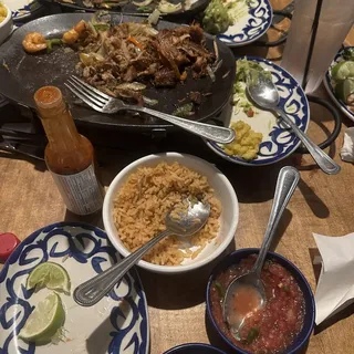 FAMILY STYLE FAJITAS