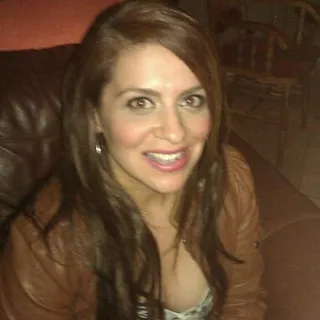 Yesenia D.