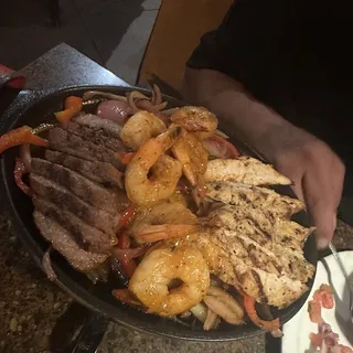 SUPREMAS DEL FUEGO FAJITAS
