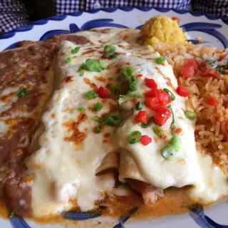 CHICKEN AND SOUR CREAM ENCHILADAS