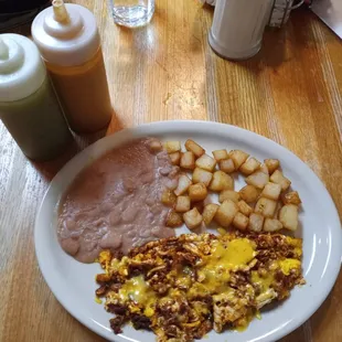 Scrambled eggs with Mexican sausage and cheese