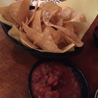 CHIPS AND SALSA