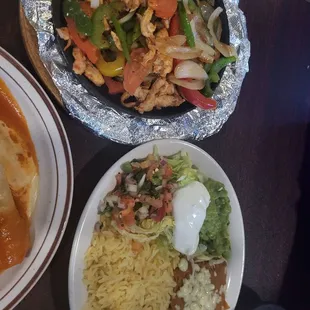 Lunch chicken fajitas