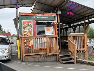 Mi Pueblo Food Truck