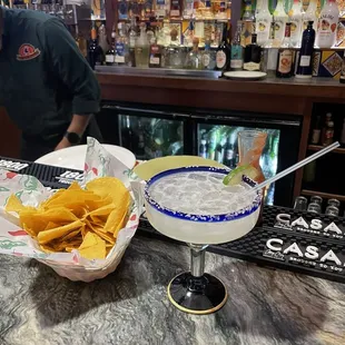 Chips and margarita
