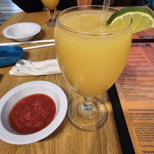 Peach frozen margarita