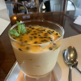 Maracuya Mousse (Seasonal)