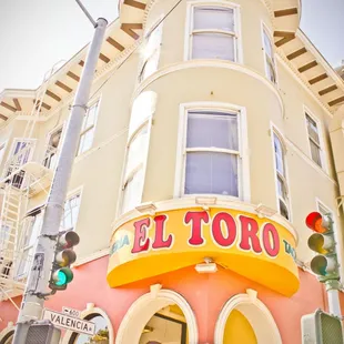 outside, tacos