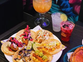 Don Pez Taco Cantina