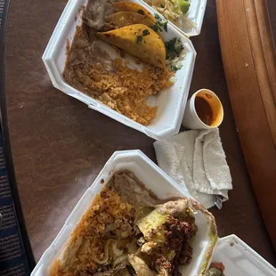 Grande burrito w/ birria tacos
