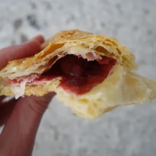 Cherry Turnovere