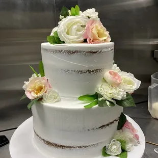 a three tiered wedding cake