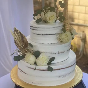 a three tier wedding cake