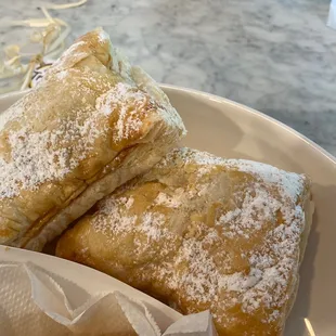 Guava and cheese pastelito