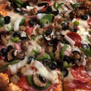 I ordered a veggie pizza and got this meat covered pizza. Now I&apos;m hungry and they already closed.