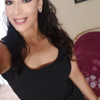 Cindy G.